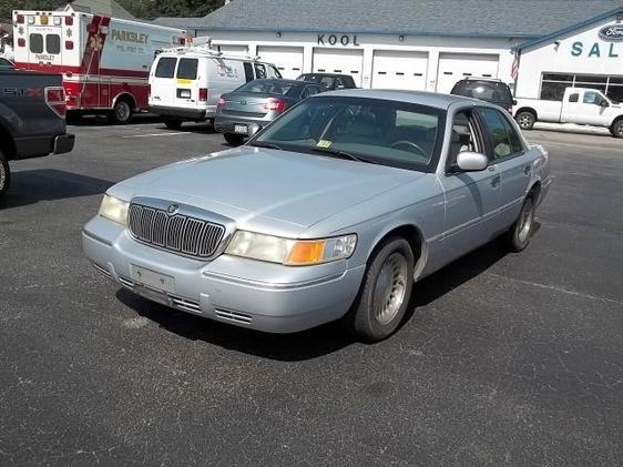 Mercury Grand Marquis 2000 photo 2