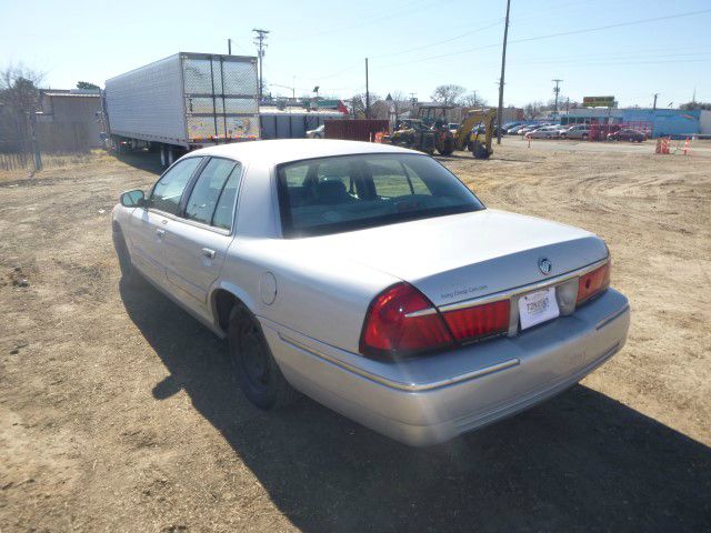 Mercury Grand Marquis 2000 photo 1