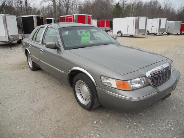 Mercury Grand Marquis 2000 photo 1
