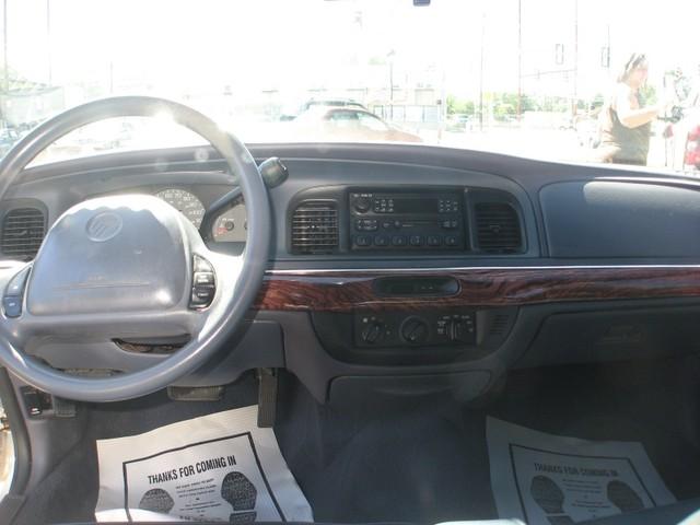 Mercury Grand Marquis 2000 photo 3