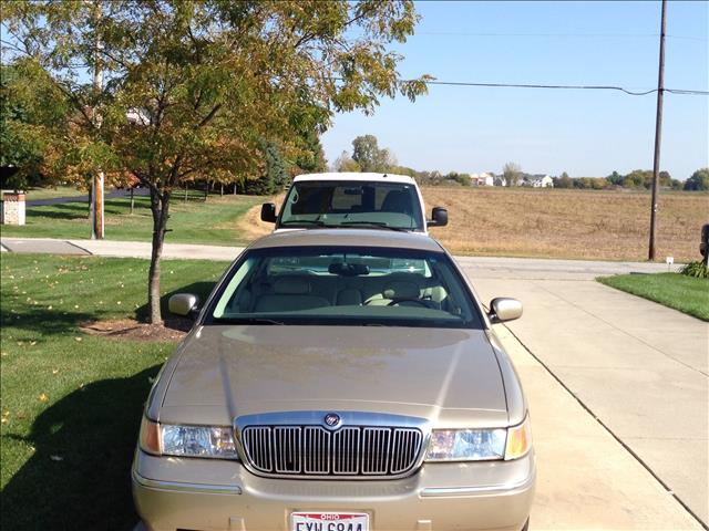 Mercury Grand Marquis 2000 photo 4
