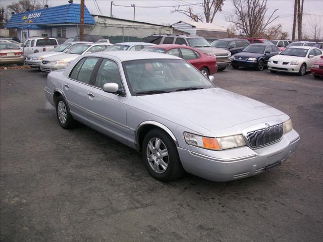 Mercury Grand Marquis XLS Sedan