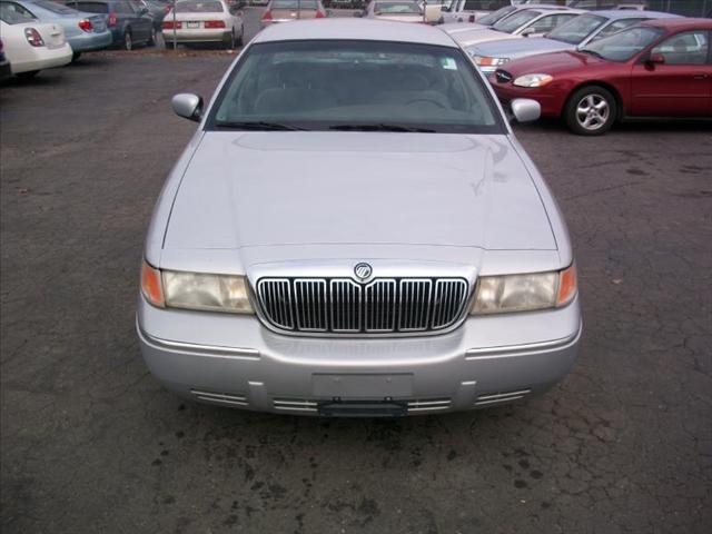 Mercury Grand Marquis 2000 photo 1