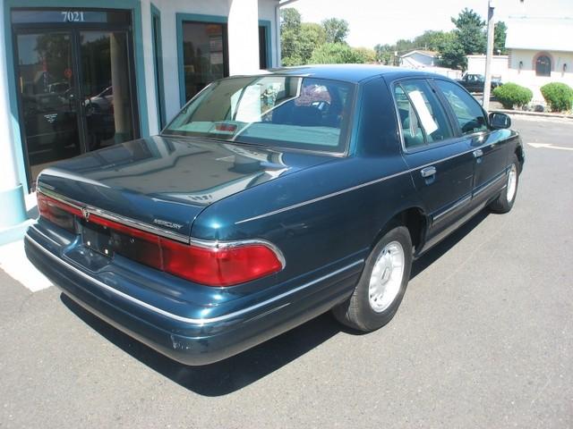 Mercury Grand Marquis 2000 photo 2