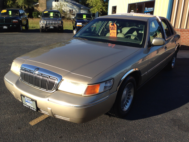 Mercury Grand Marquis 2000 photo 1