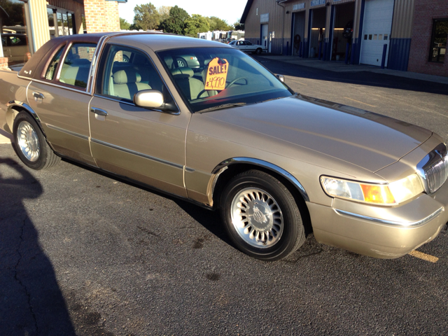 Mercury Grand Marquis 2000 photo 2