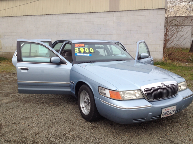 Mercury Grand Marquis 2000 photo 1