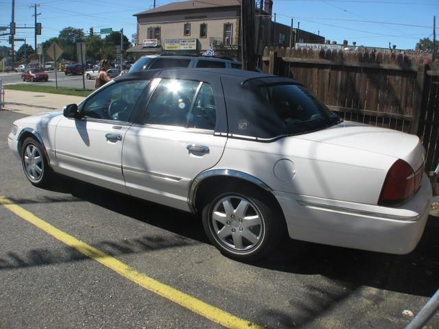 Mercury Grand Marquis 2000 photo 1