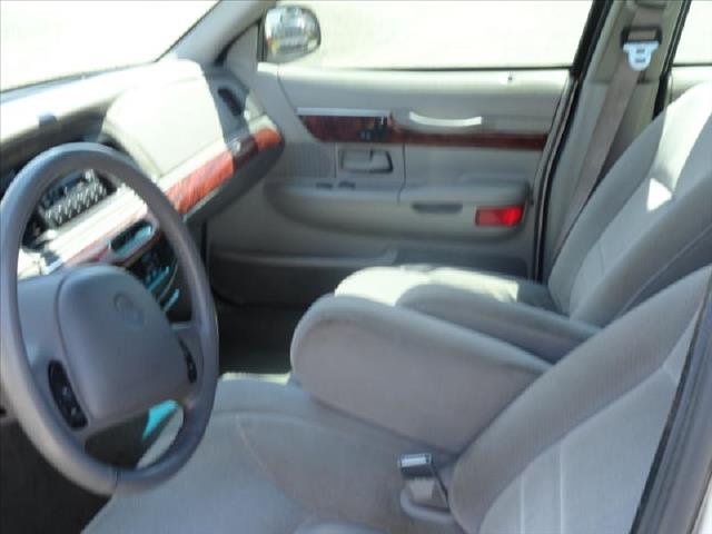 Mercury Grand Marquis 2000 photo 2