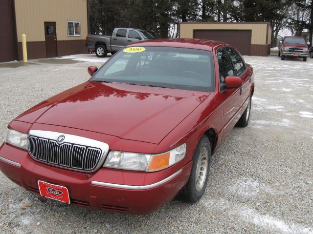 Mercury Grand Marquis 2000 photo 4