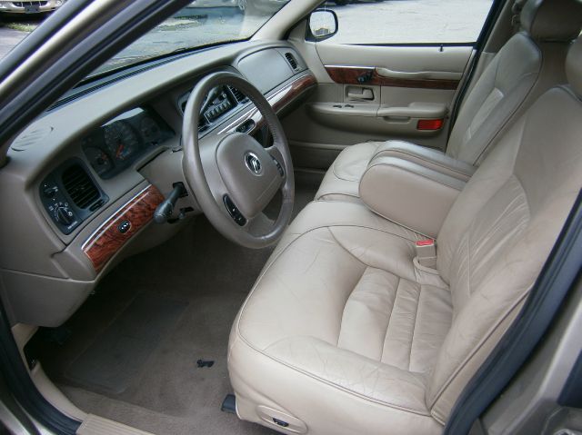 Mercury Grand Marquis Touring W/nav.sys Sedan