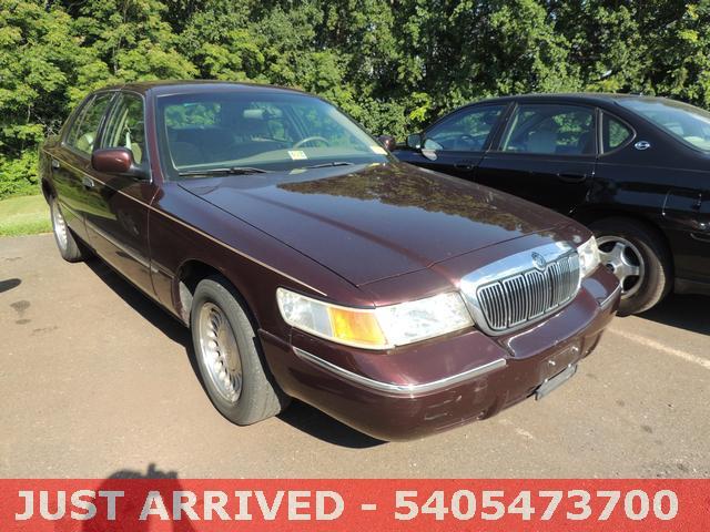 Mercury Grand Marquis 2001 photo 2