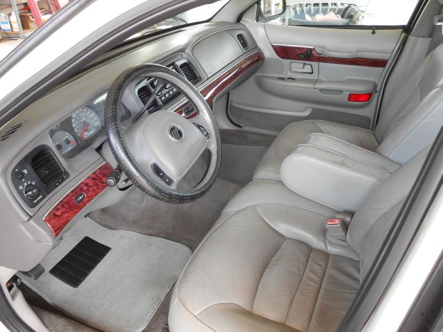 Mercury Grand Marquis 2001 photo 1