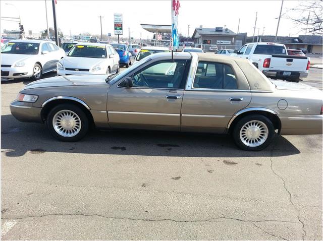 Mercury Grand Marquis 2001 photo 1