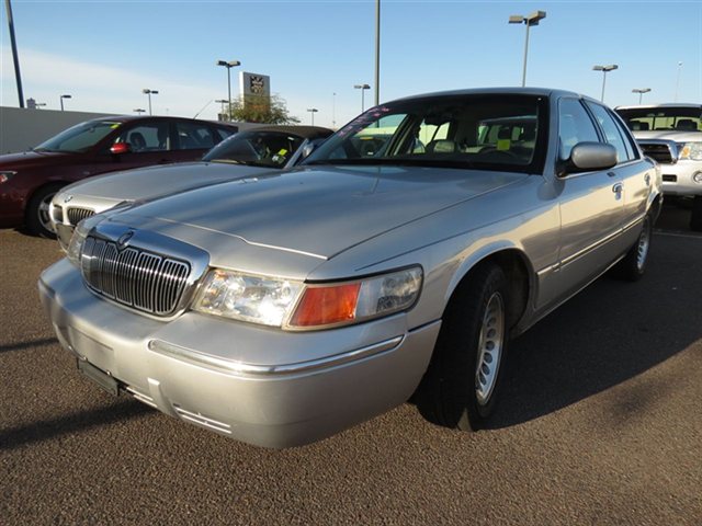 Mercury Grand Marquis 2001 photo 4
