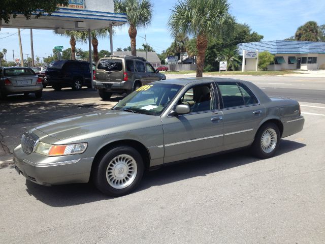 Mercury Grand Marquis Touring W/nav.sys Sedan