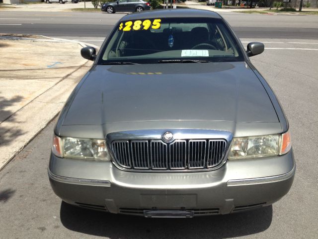 Mercury Grand Marquis 2001 photo 3