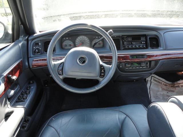 Mercury Grand Marquis 2001 photo 4