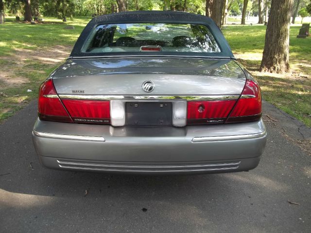 Mercury Grand Marquis XLS Sedan