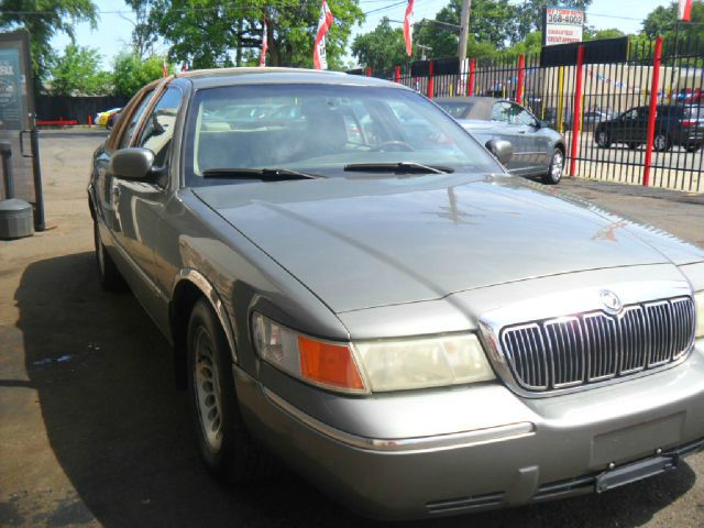 Mercury Grand Marquis 2002 photo 1