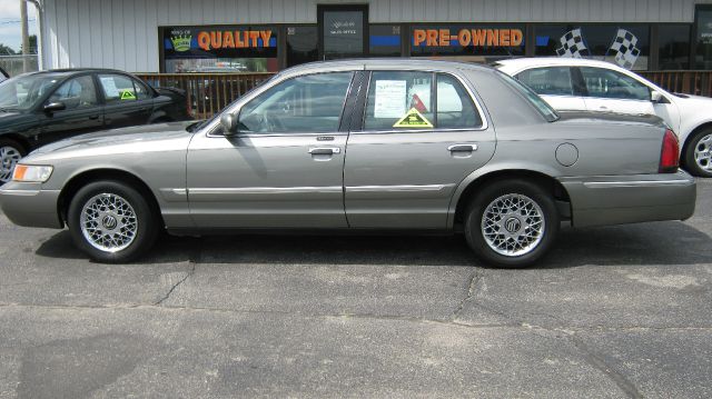 Mercury Grand Marquis XLS Sedan