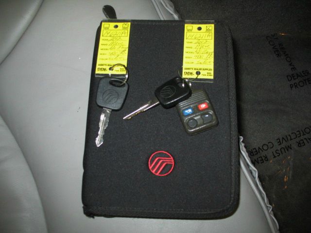 Mercury Grand Marquis 2002 photo 1