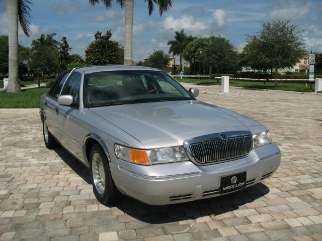 Mercury Grand Marquis 2002 photo 18