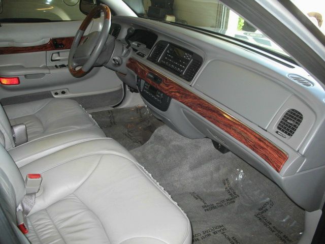 Mercury Grand Marquis 2002 photo 8