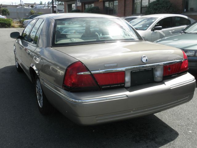Mercury Grand Marquis 2002 photo 3