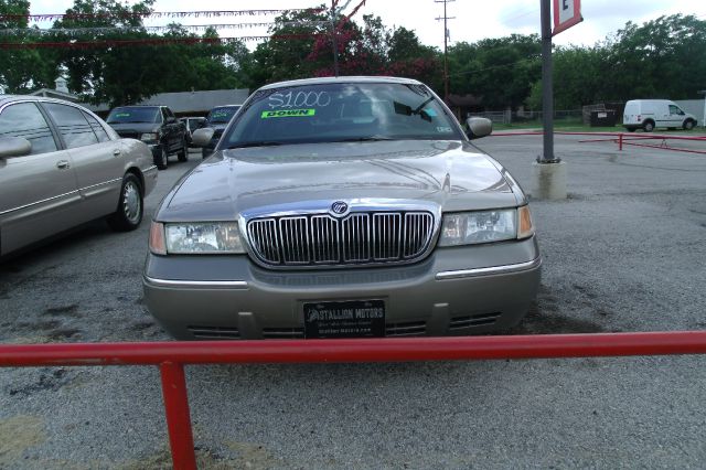 Mercury Grand Marquis 2002 photo 3