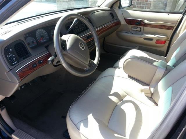 Mercury Grand Marquis 2002 photo 1