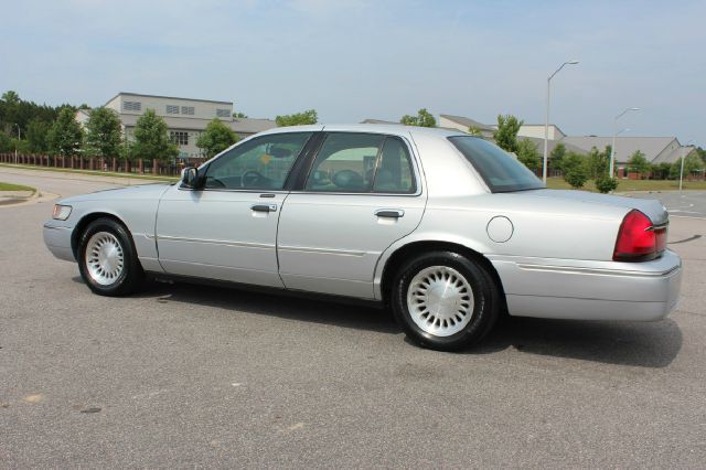 Mercury Grand Marquis 2002 photo 1