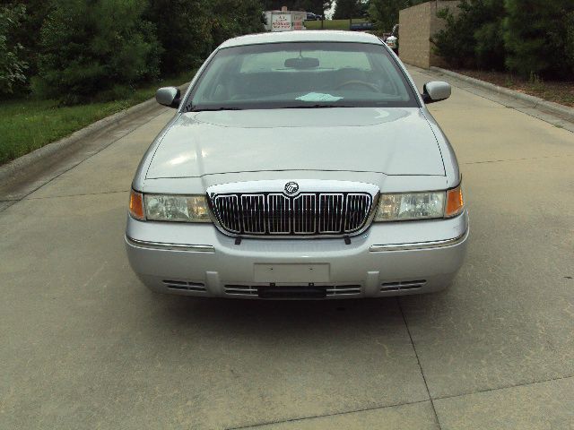 Mercury Grand Marquis 2002 photo 4