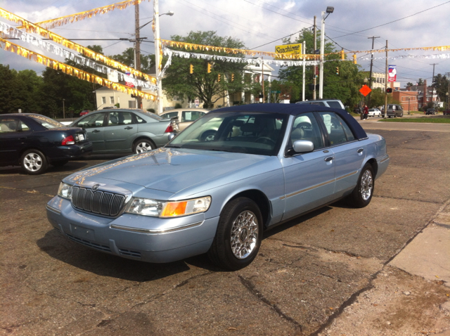 Mercury Grand Marquis Touring-res Sedan