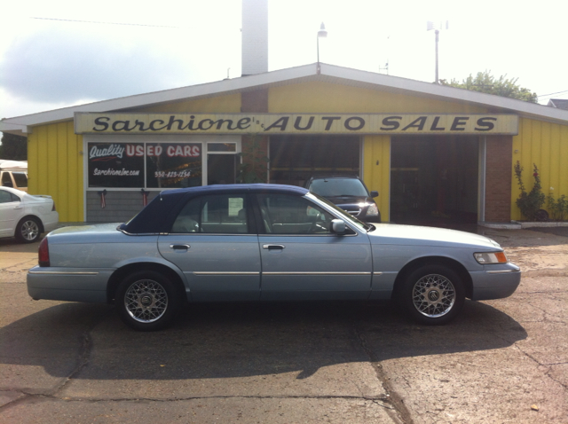 Mercury Grand Marquis 2002 photo 3