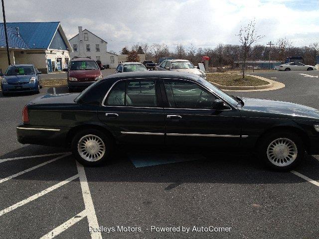 Mercury Grand Marquis 2002 photo 3