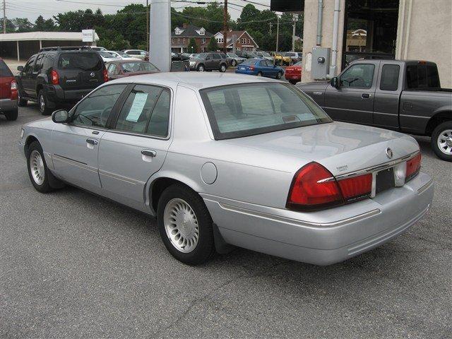 Mercury Grand Marquis 2002 photo 1