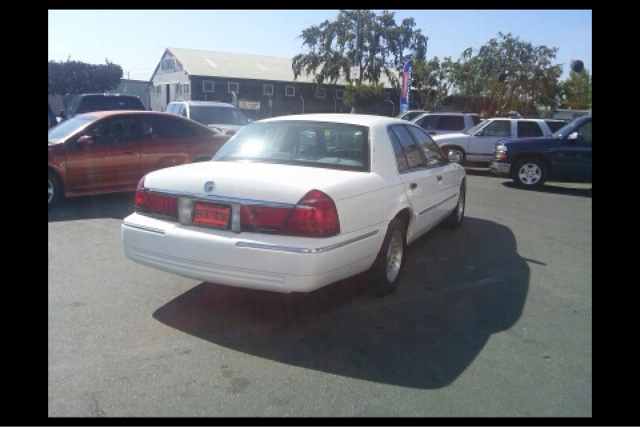 Mercury Grand Marquis 2002 photo 1