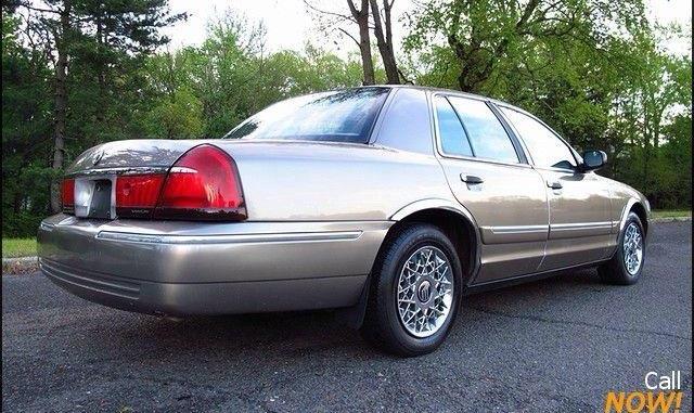 Mercury Grand Marquis 2002 photo 3