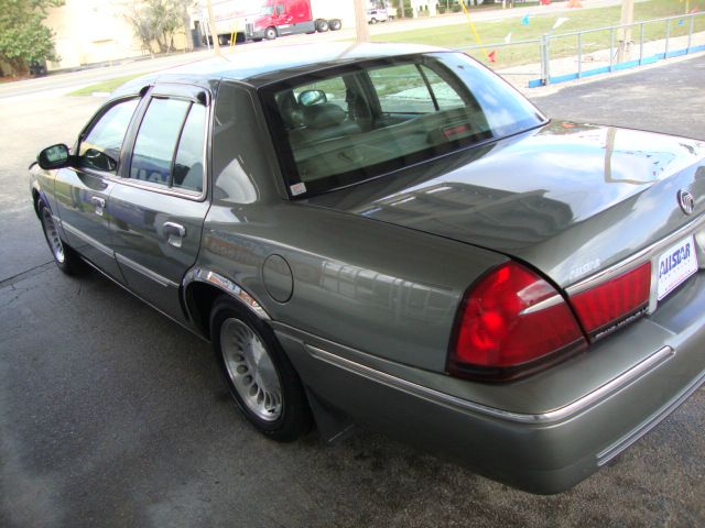 Mercury Grand Marquis 2002 photo 4