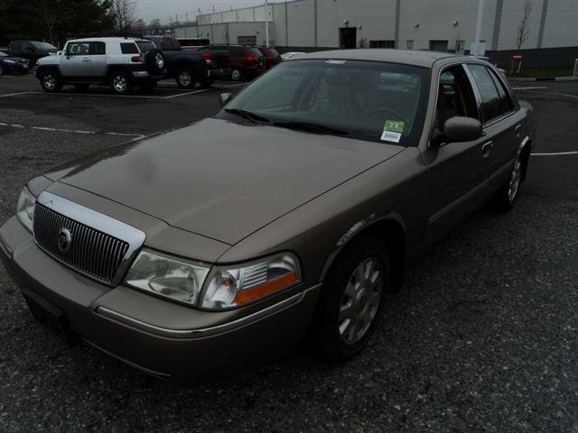 Mercury Grand Marquis 2003 photo 2