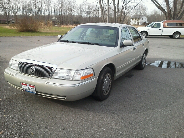 Mercury Grand Marquis 2003 photo 3