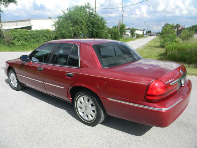 Mercury Grand Marquis Touring-res Sedan