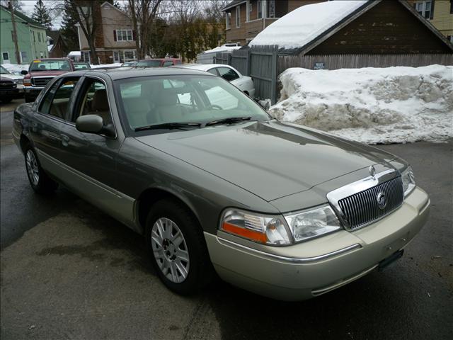 Mercury Grand Marquis Crew Cab 167 WB 4WD DRW Sedan