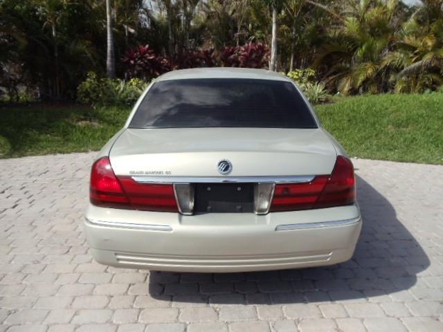 Mercury Grand Marquis 2004 photo 4