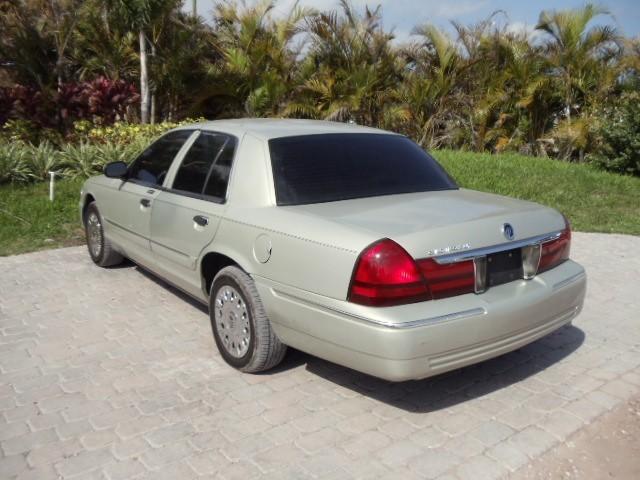 Mercury Grand Marquis 2004 photo 5