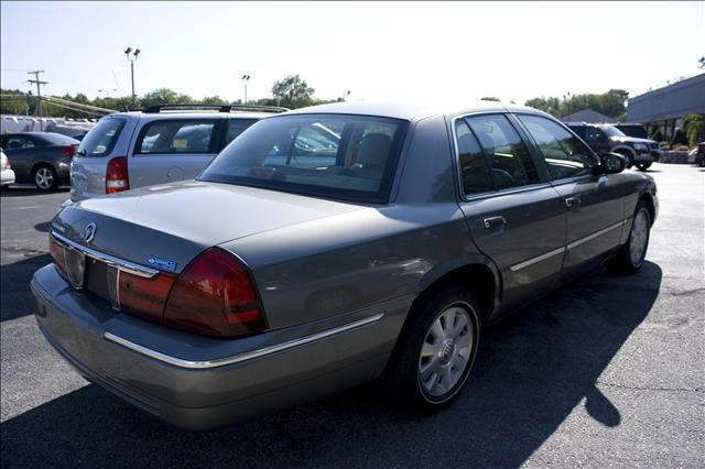 Mercury Grand Marquis Touring-res Sedan