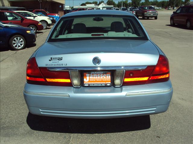 Mercury Grand Marquis 2004 photo 4