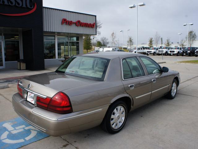 Mercury Grand Marquis 2004 photo 3