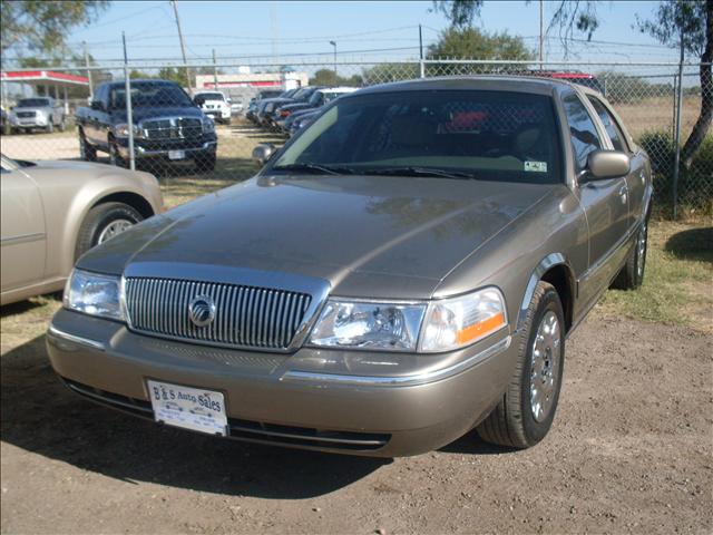 Mercury Grand Marquis Crew Cab 167 WB 4WD DRW Sedan